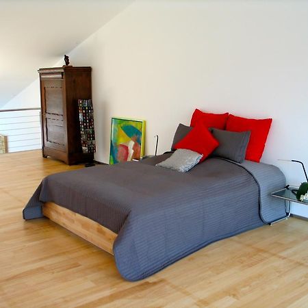 Artist'S Loft Zur Maloya Daire Ormalingen Oda fotoğraf