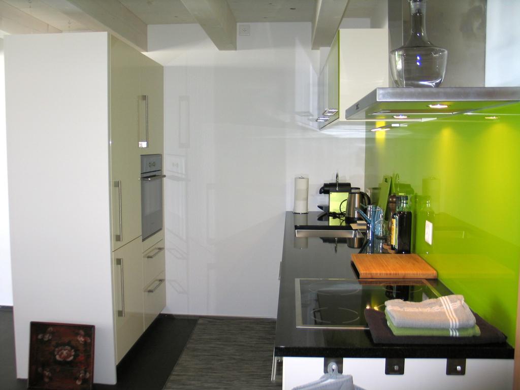 Artist'S Loft Zur Maloya Daire Ormalingen Oda fotoğraf